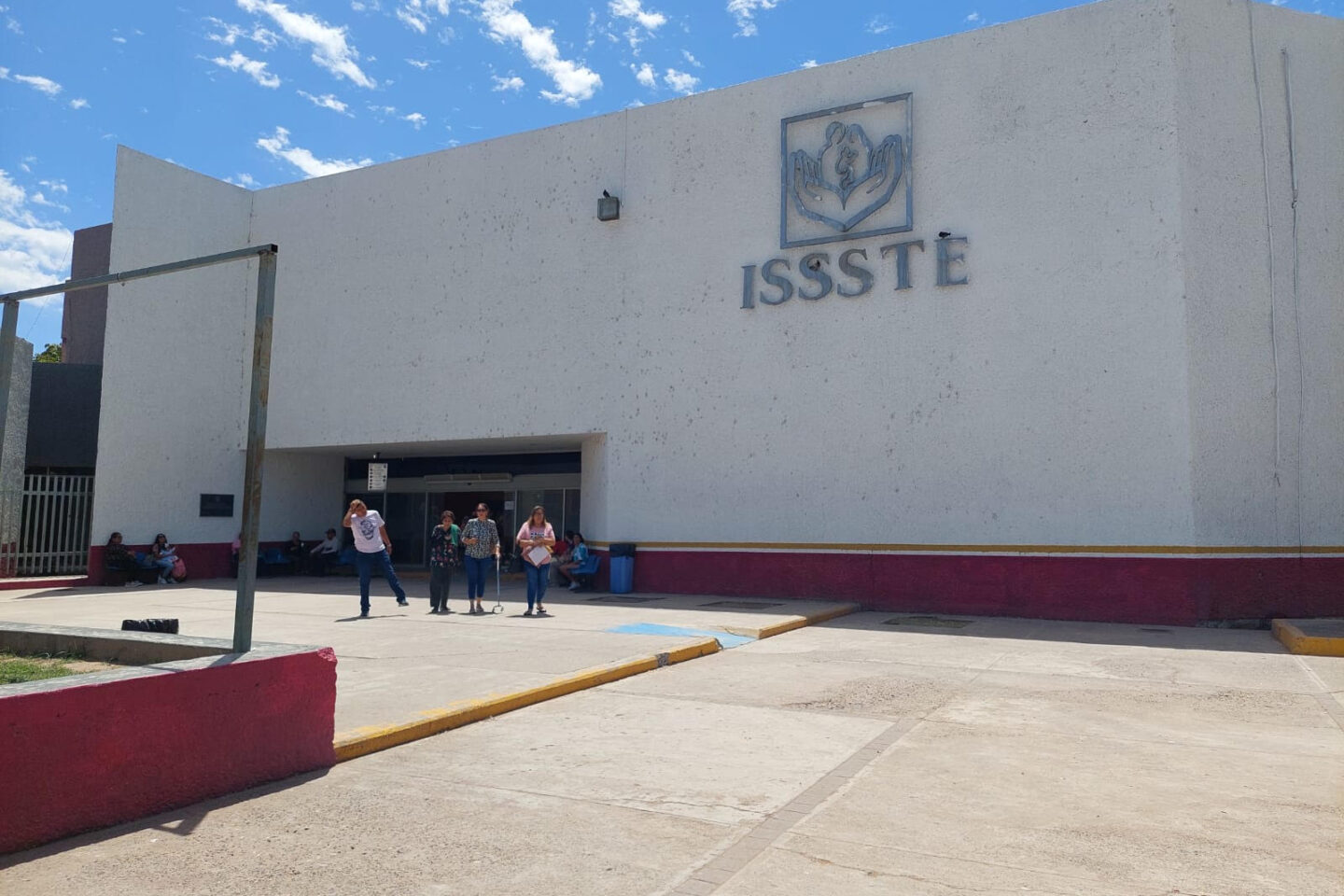 Colapsa atención en el Issste Los Mochis:  No hay medicamento ni atención digna