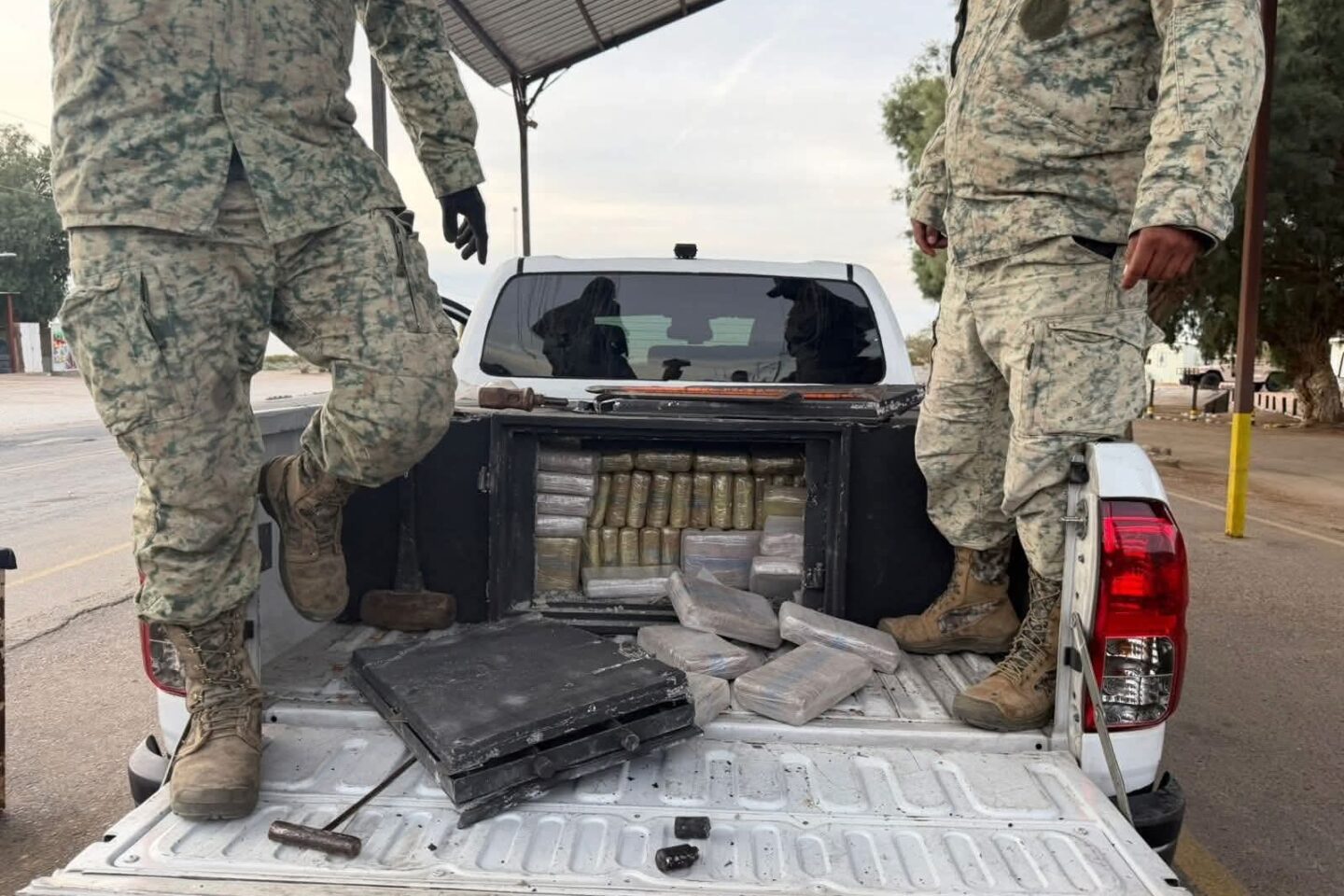 Operación de rutina en Sonora incauta cargamento  de 165 kilos de polvo blanco