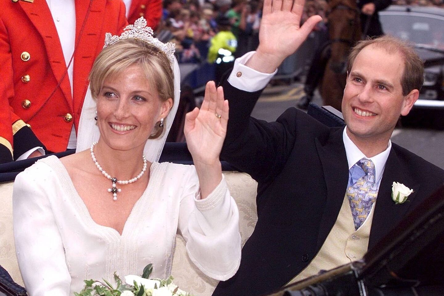 El príncipe Eduardo rompe el silencio sobre el caso Epstein