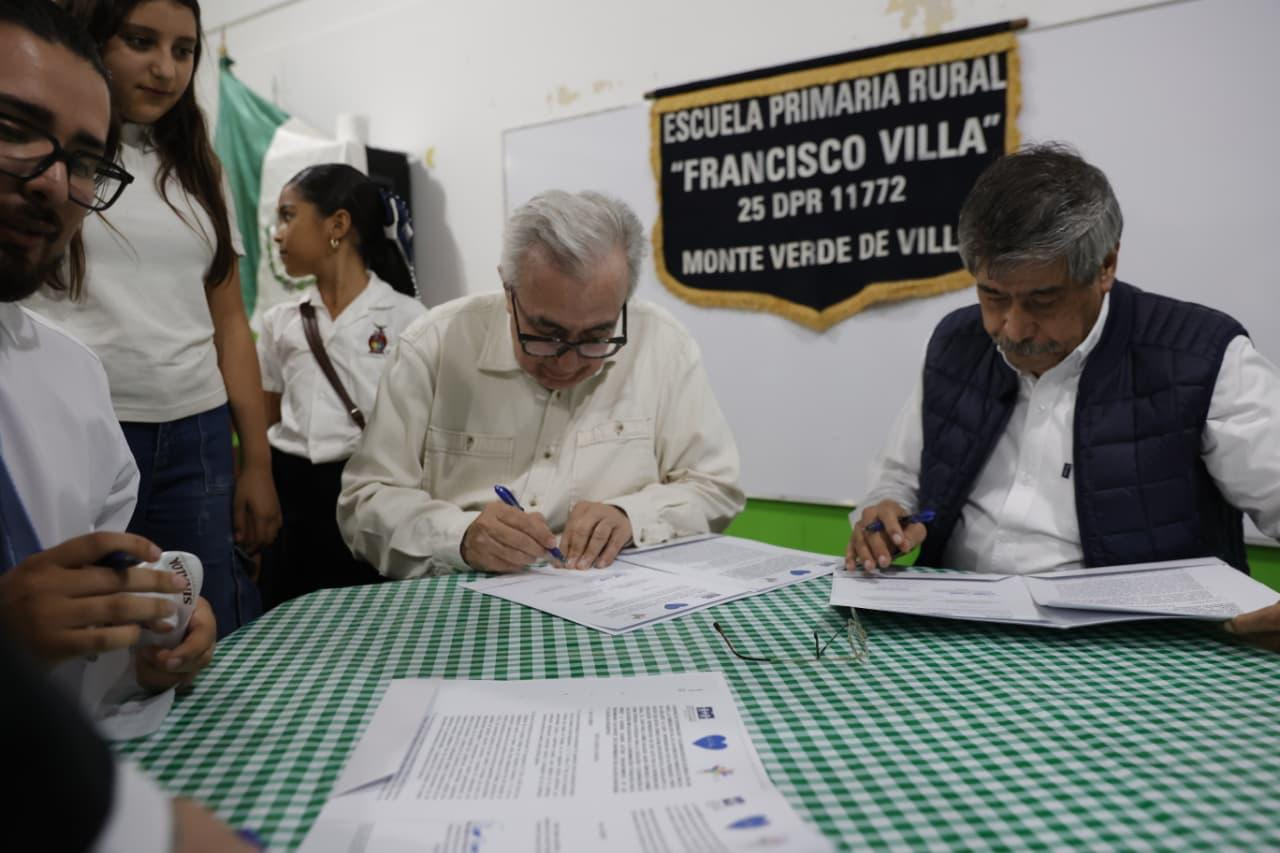 Inaugura Gobernador Rocha biblioteca en comunidad Monte Verde de Villa