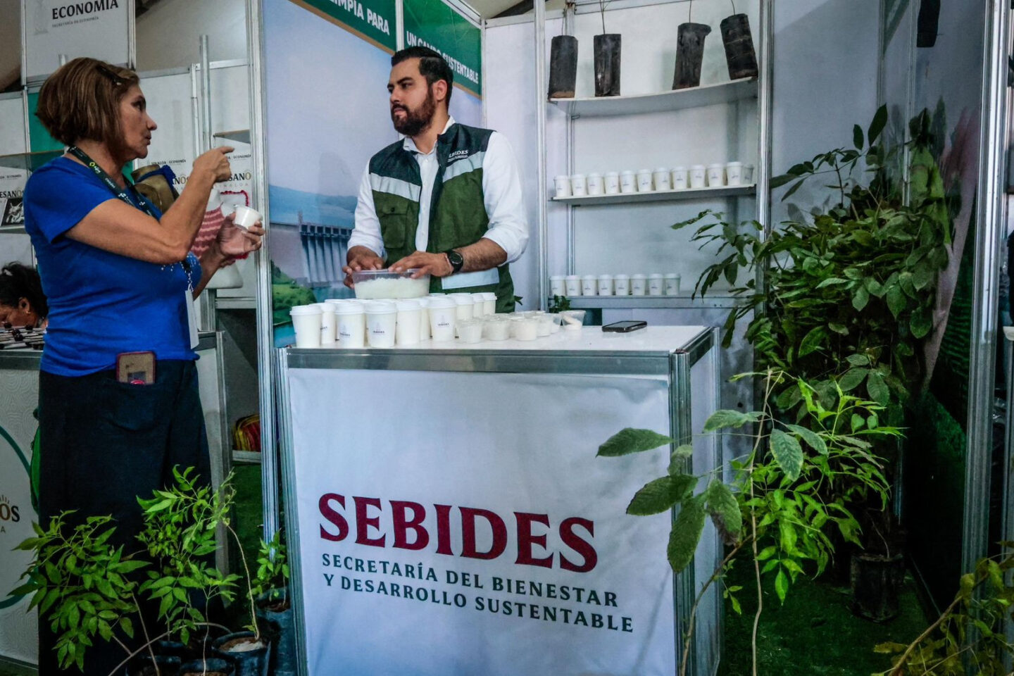 SEBIDES impulsa soluciones sustentables para el campo y apuesta por energías limpias en Expo Agro