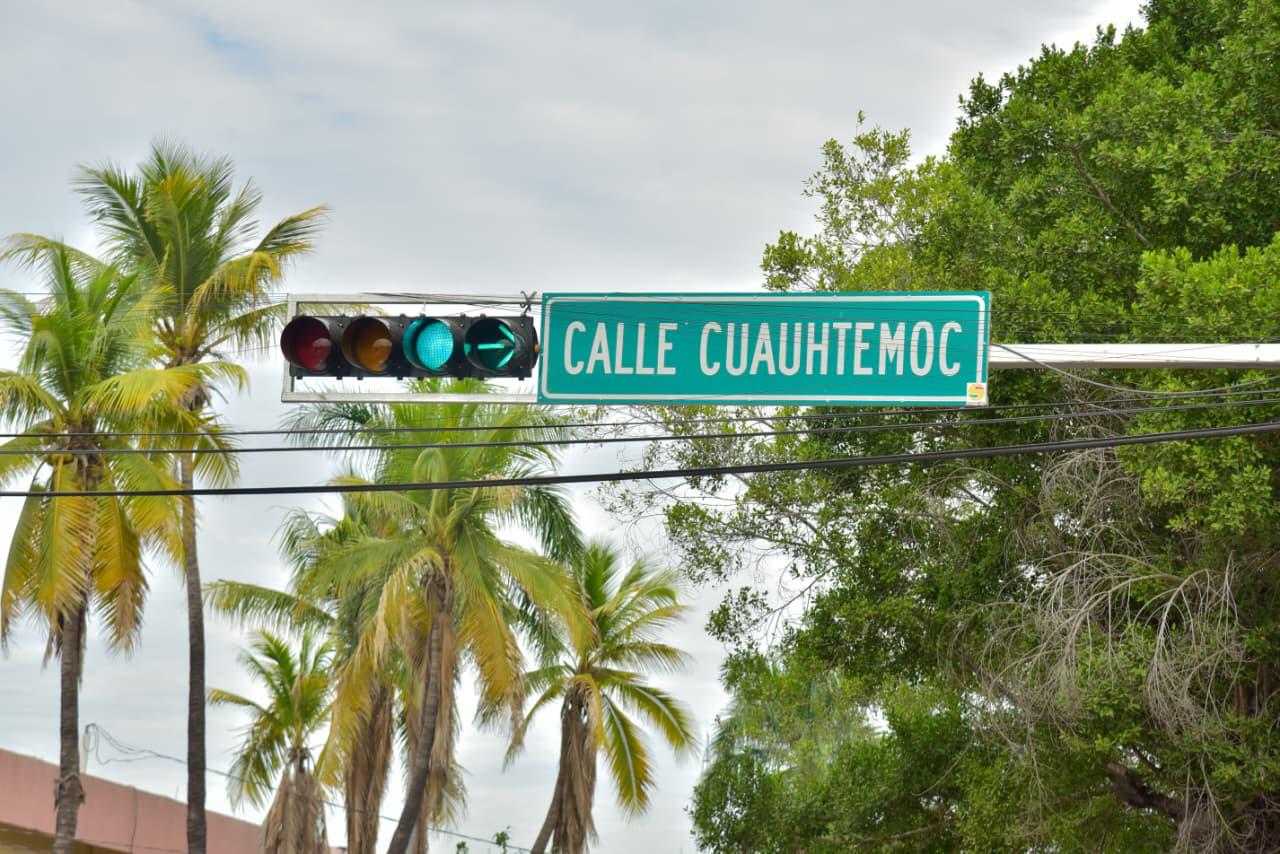 Avanza semaforización con 12 cruceros ya al 100% en su operación Los Mochis