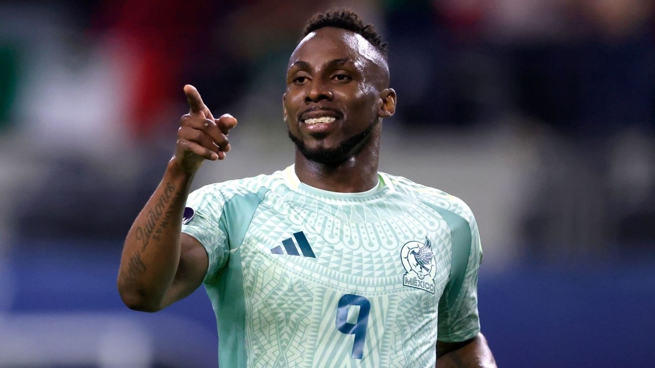 Ivan Toney arrebata el liderato de goleo a Julián Quiñones