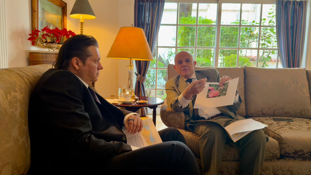 Mario Zamora y Embajador de Turquía exploran cooperación para un modelo regulado de producción de opioides con fines médicos