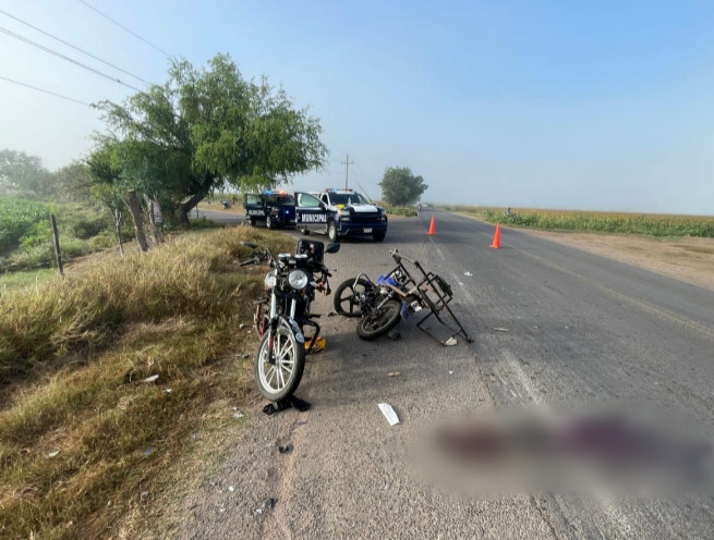 Motocicletas chocan en La Trinidad, Guasave, y dejan dos lesionados